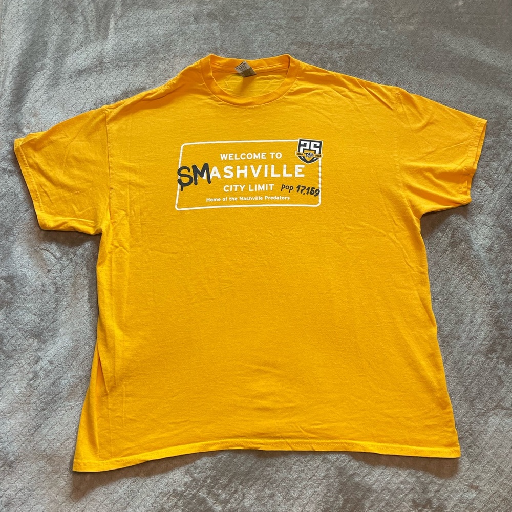 Nashville Predators “Smashville” Hockey T-Shirt, Yellow, Size XL